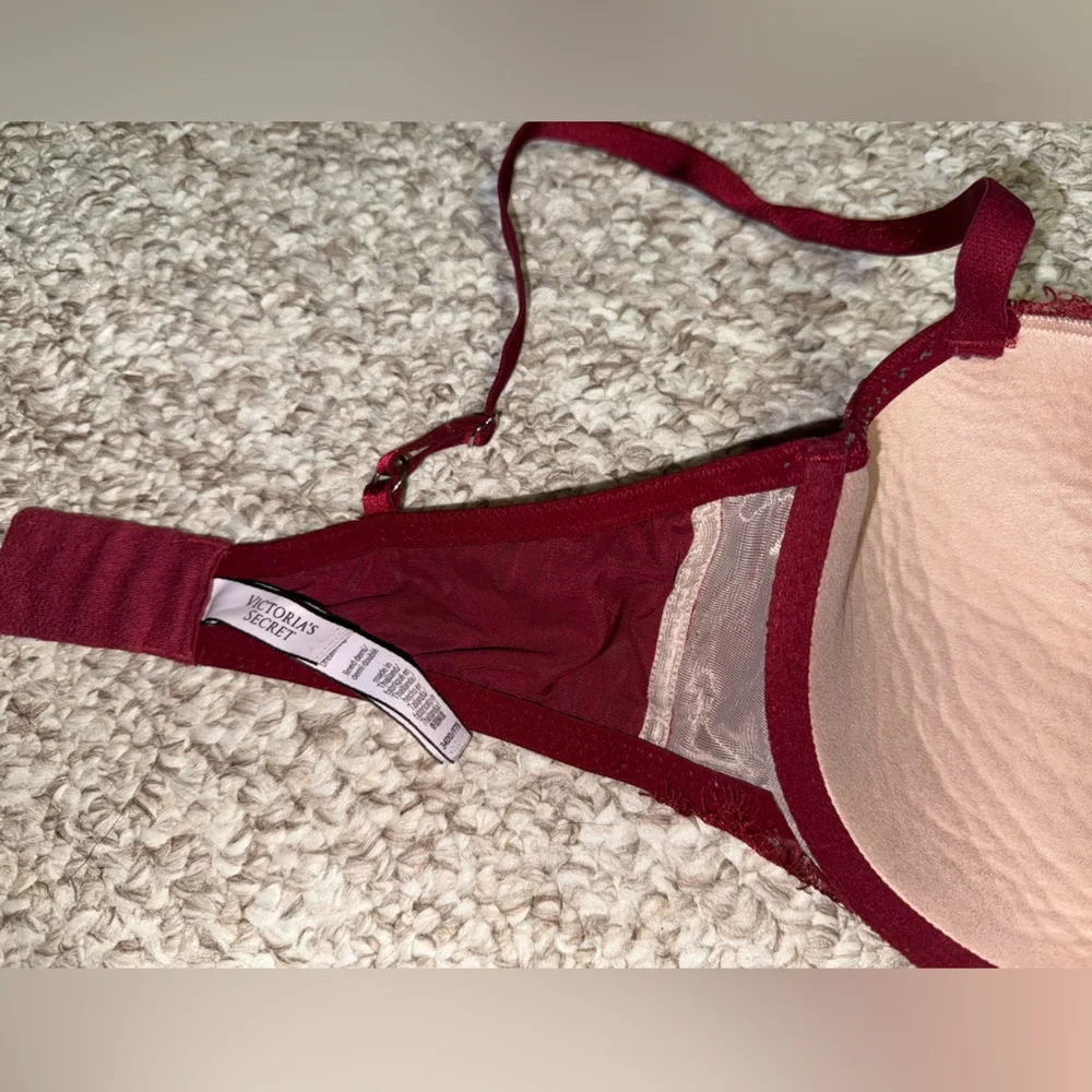 Victoria’s Secret Dream Angels Bra- 34DD - Picture 3 of 5
